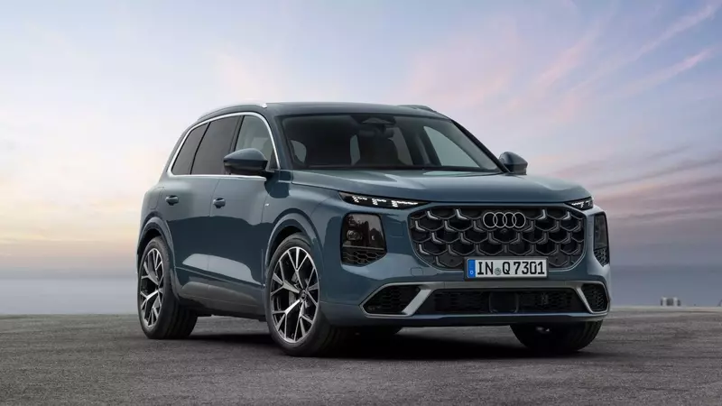 Unveiling the Refreshed 2027 Audi Q7: A Third-Generation Marvel with Enhanced Presence and Innovative Features