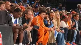 Beyond the Court: Unforgettable Fashion Moments at the Knicks Game