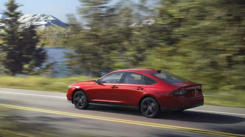 Choosing the Optimal Honda Accord Model