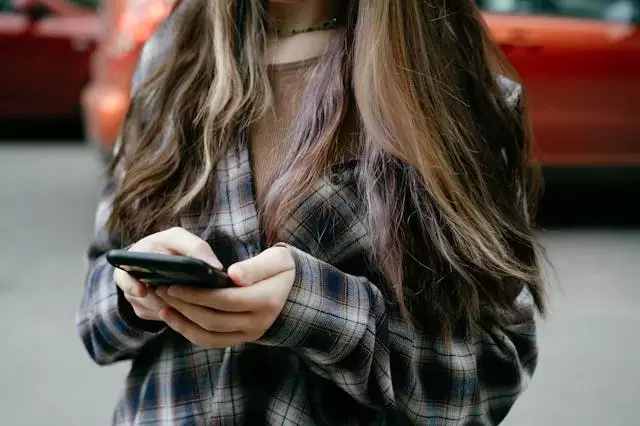 Adolescents Turn to AI Chatbots for Mental Health Support: What Parents Need to Know