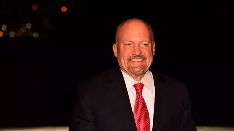 Jim Cramer's Market Insights: Bitcoin, Gold, and Tech Giants Amidst SpaceX IPO Hype