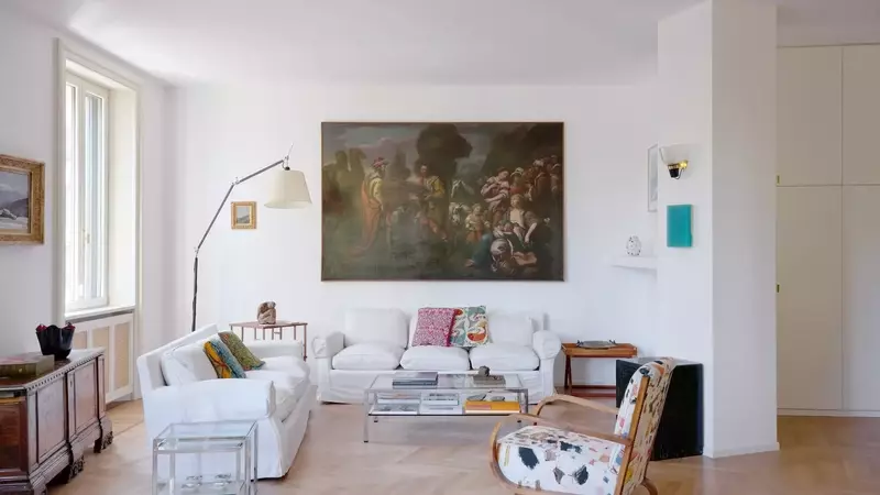 Eleganza Moderna: Un Appartamento Storico di 240 mq a Milano