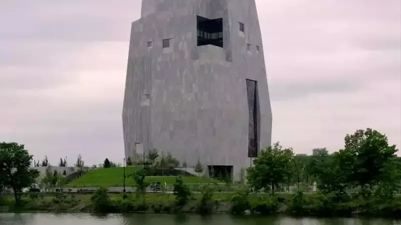 Chicago's South Side: A New Cultural Beacon with the Obama Presidential Center