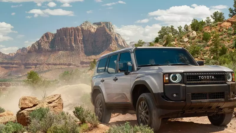 Choosing the Optimal 2024 Toyota Land Cruiser Trim: A Buyer's Guide