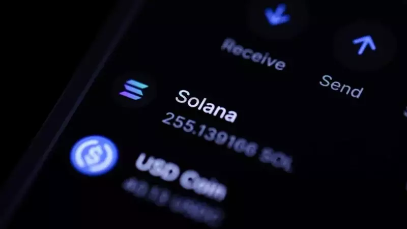 Securitize and Ethena Launch Tokenized CLO Fund on Solana with $250 Million Backing