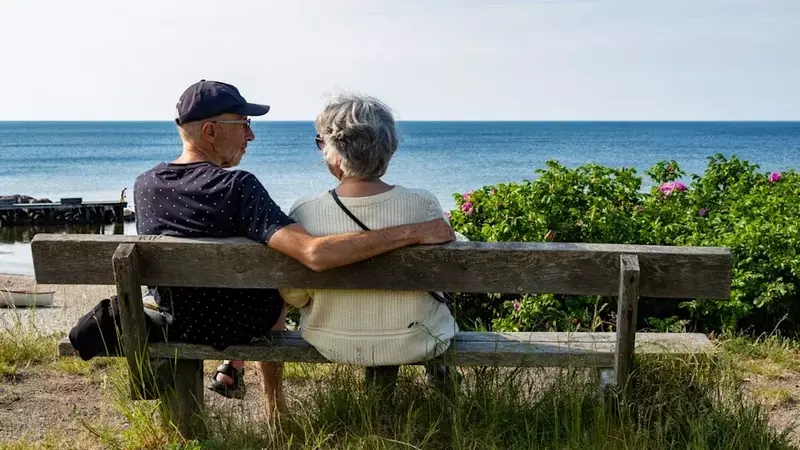 Leading Financial Firms Introduce Annuities to 401(k) Plans, Offering Pension-Like Income for Retirees