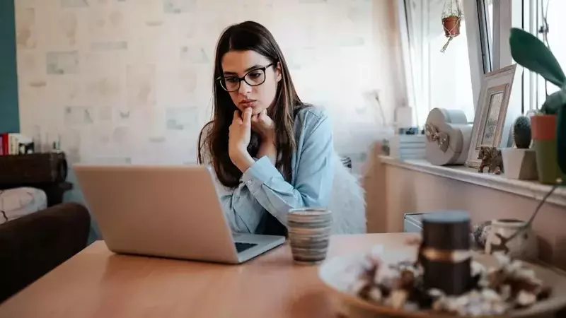 Investing in VOO at All-Time Market Highs: A Prudent Approach?