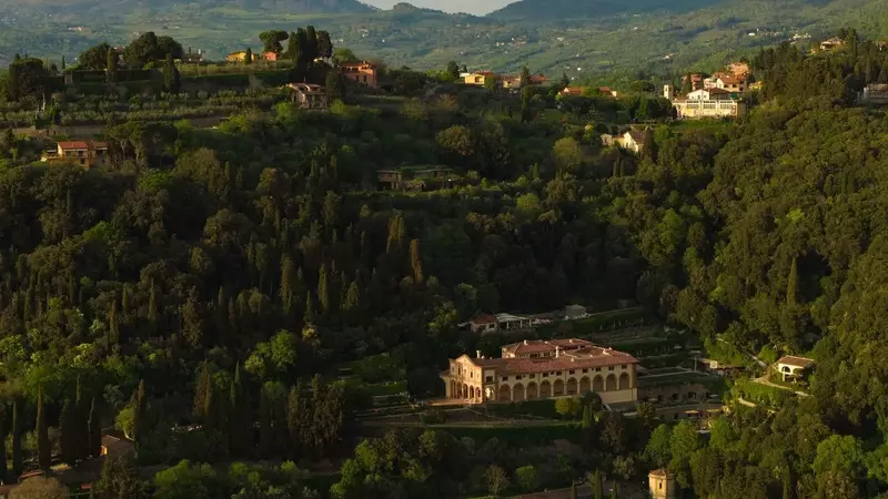 A Luxurious Escape: Reimagining Florence at Villa San Michele