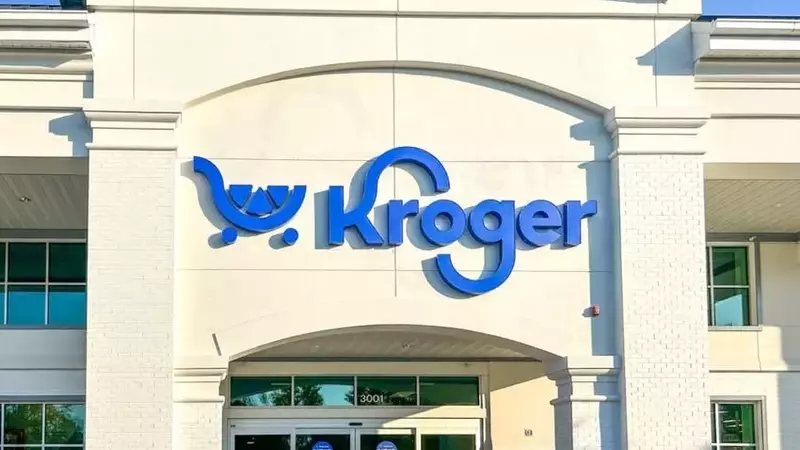 Kroger's Q1 Earnings Preview: Analysts Project Growth Amidst Leadership Transition