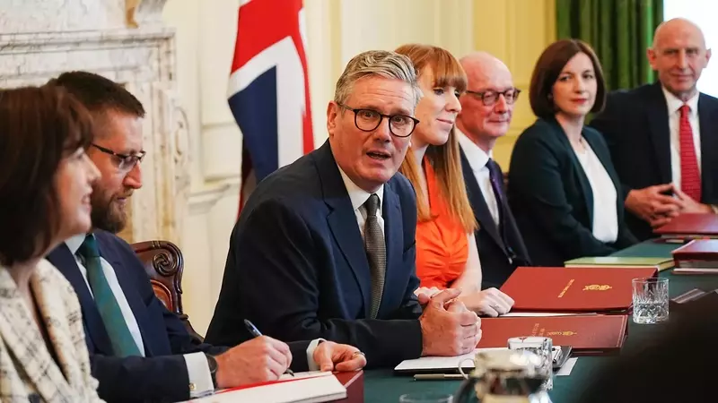 UK Introduces Landmark Social Media and AI Chatbot Regulations for Minors
