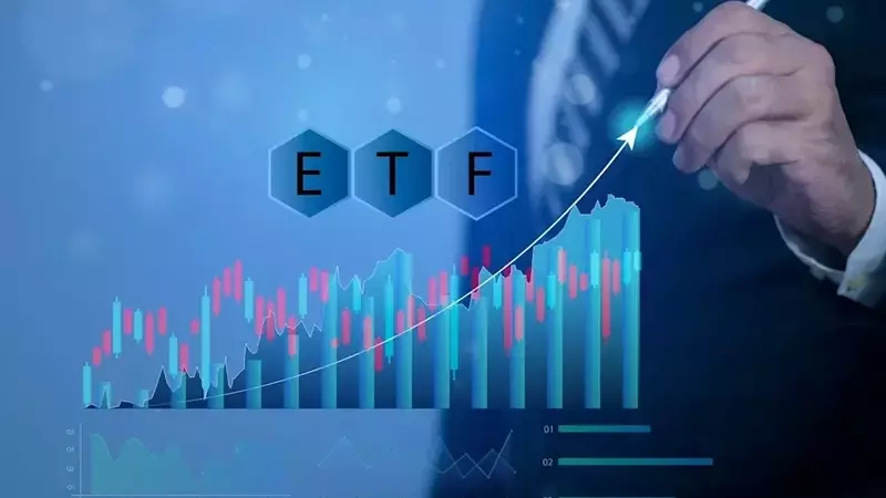 Strategic Tech ETF Investments: A Path to Early Retirement