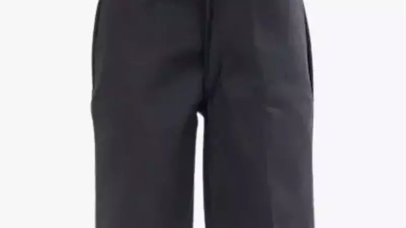Embracing the Era of Oversized Shorts for Summer Comfort and Style