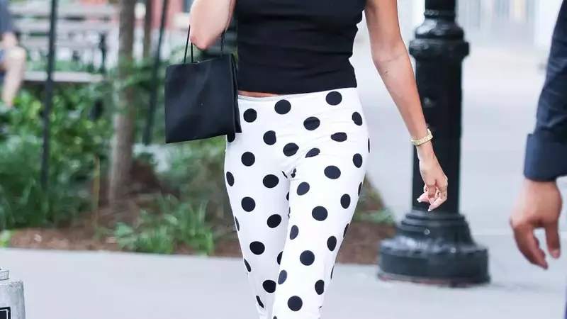 The Ultimate Guide to Pairing Shoes with Capri Pants