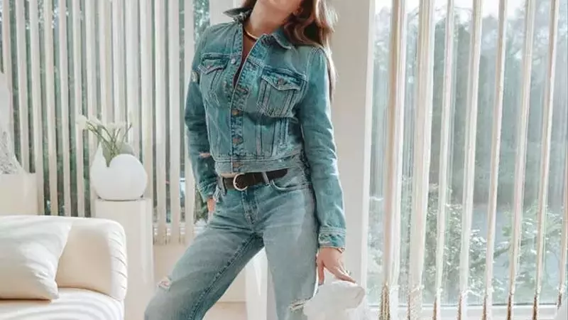Chloë Sevigny on the Enduring Allure of Denim and Early 2000s Style