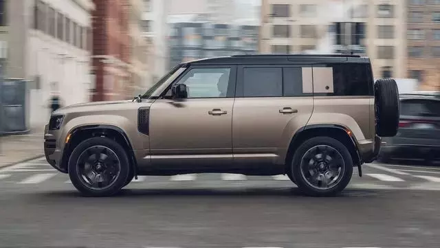 Jaguar Land Rover and Stellantis Partnership to Reshape US Defender Market