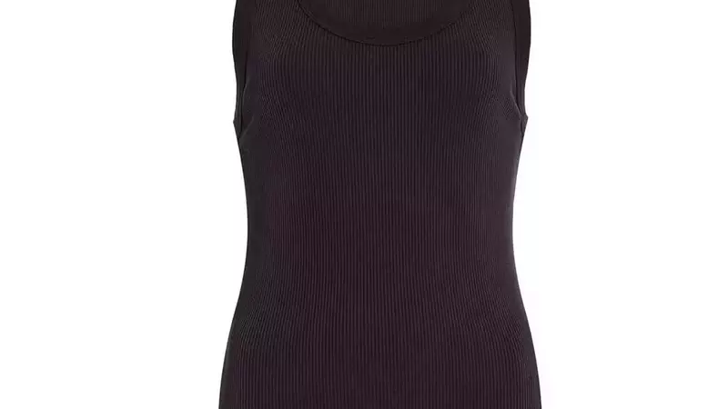 Embrace the Allure of Eggplant Purple for Summer Fashion