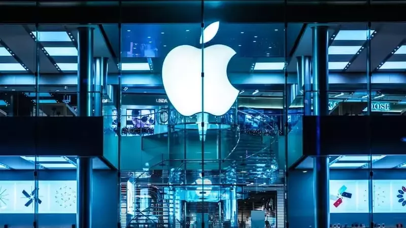 Apple to Increase Product Prices Due to Surging Memory Costs, Says CEO Tim Cook