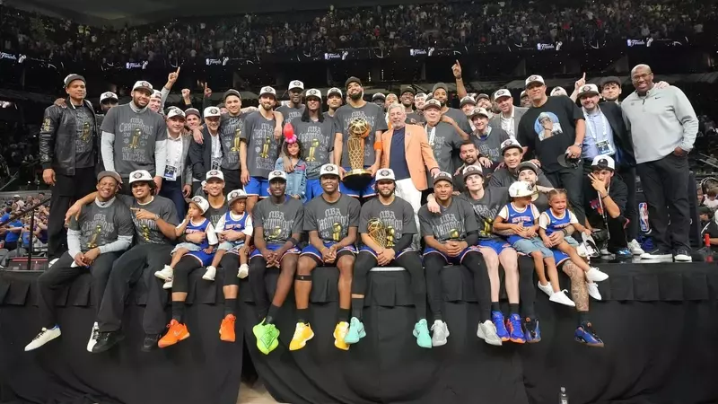 The Dazzling Design of the Knicks' Championship Shirt
