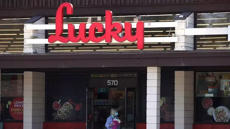 Grocery Chain Shutting Down Two Long-Standing Stores