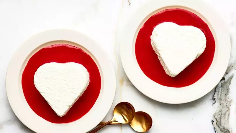 A French-Inspired Valentine's Day Dessert: Coeur à la Crème with Strawberry Coulis