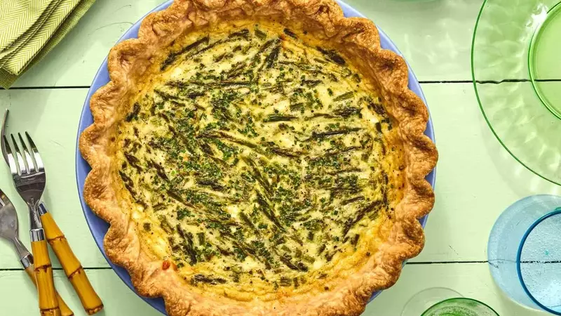 Crafting the Perfect Asparagus and Cheese Quiche