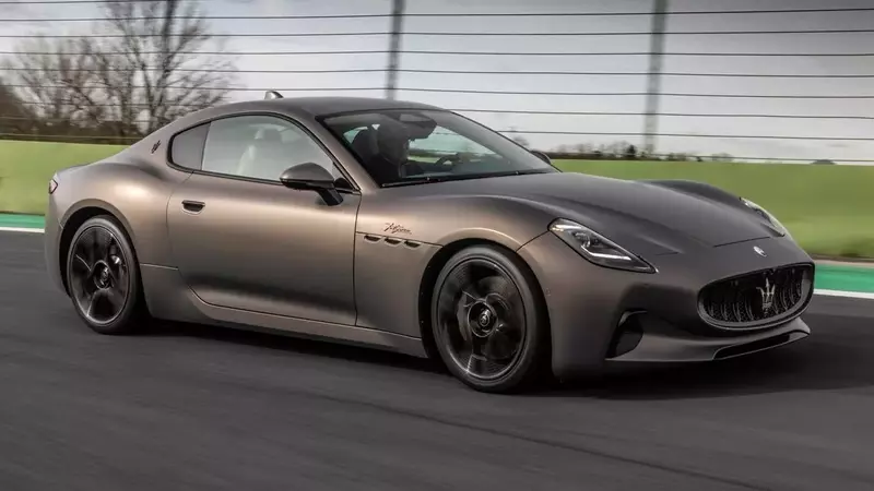 Maserati GranTurismo Folgore / GranCabrio Folgore: A Glimpse into the Future of Electric Luxury