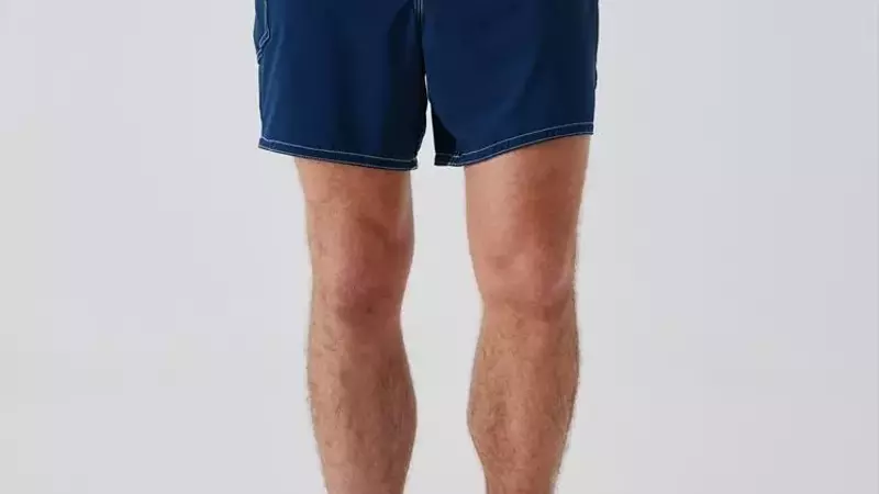 The Ultimate Guide to Men's Board Shorts: Style, Performance, and Comfort
