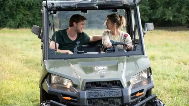 The Rise of 'Shrekking': Redefining Romance in the Digital Age