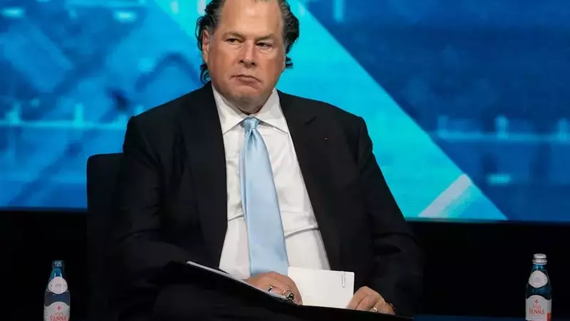 Salesforce Shares Face Significant Headwinds Amidst Market Skepticism on AI Integration and Acquisition Strategy