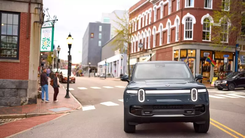 Rivian Faces Lawsuit Over Alleged Failure to Deliver Promised Self-Driving Capabilities