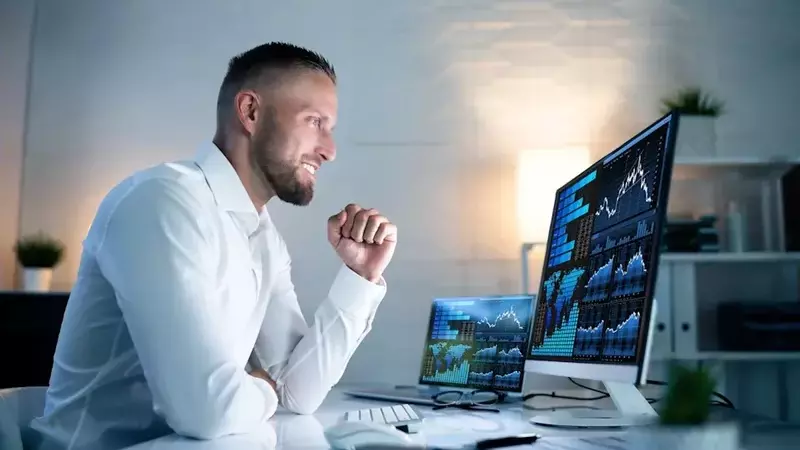Top AI Stocks Poised for Strong Summer Growth