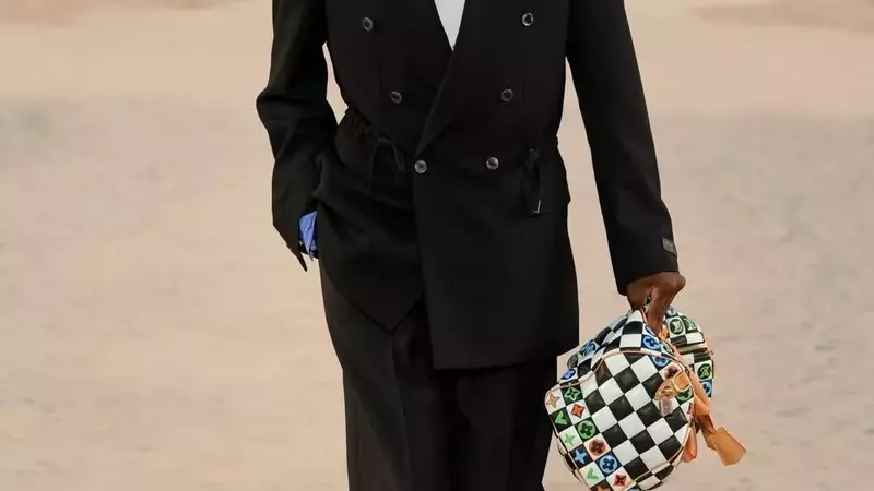 Louis Vuitton Men's Spring 2027 Collection: A Fusion of Classic and Contemporary