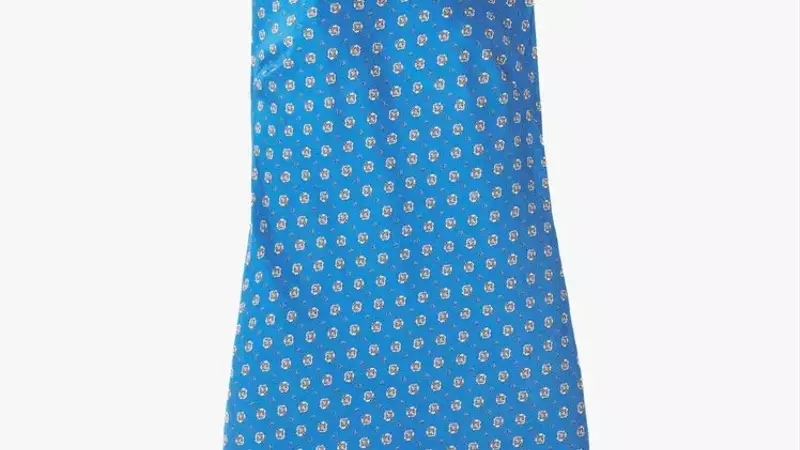 Embracing 60s Chic: How to Style a Shift Dress for Summer