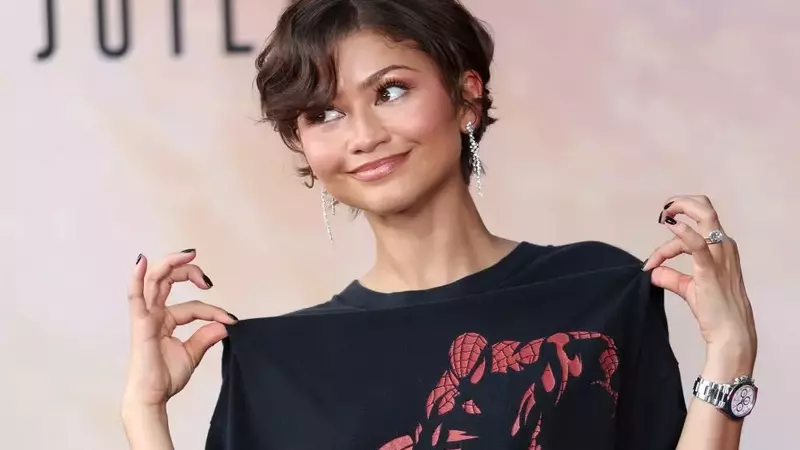 Zendaya's Spider-Man T-Shirt Steals the Show in Paris