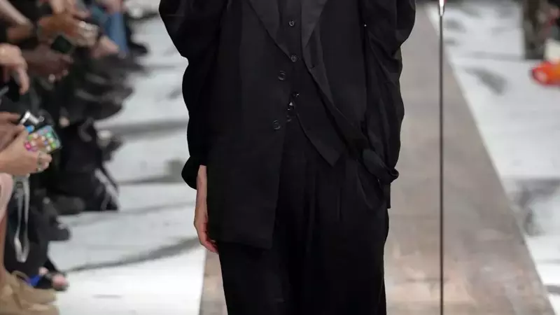 Yohji Yamamoto's Spring 2027 Menswear Collection