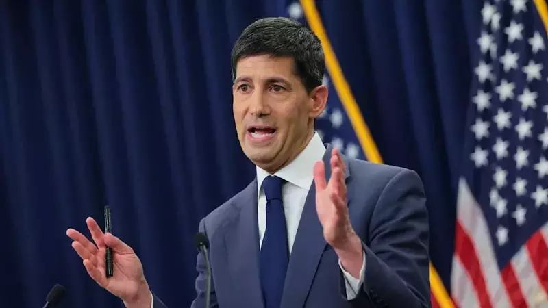 Top Economist Warns Against Fed Rate Hikes for 2026