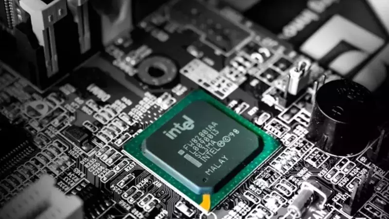 Intel's Advanced Packaging Technology Poised to Outpace TSMC in Cost Efficiency