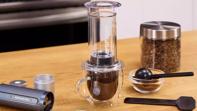 Top-Rated Single-Serve Coffee Makers for Discerning Palates