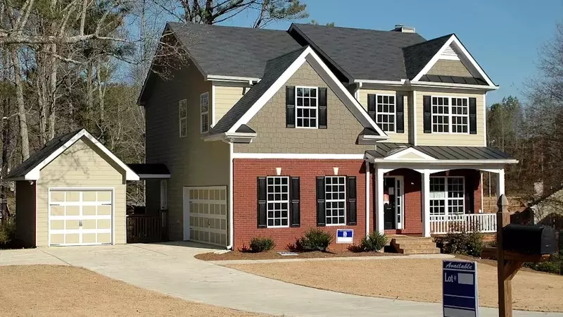BMO Capital Upgrades American Homes (AMH) to Outperform