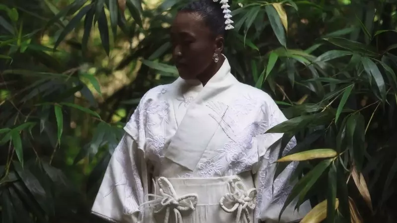 Naomi Osaka's Wimbledon Entrance: A Blend of Japanese Tradition and Modern Tennis Style