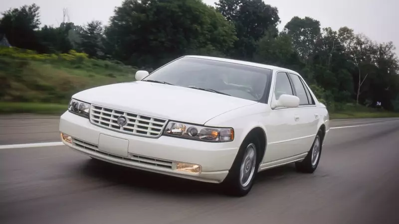 The 1998 Cadillac STS: A Bid for Global Luxury Dominance