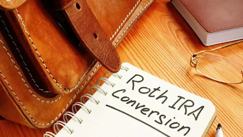Maximizing Retirement Savings: The Roth Conversion Advantage at 62