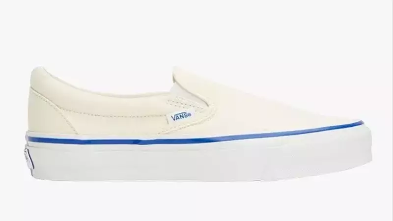 The Ultimate Guide to Men's Slip-On Shoes: Style, Comfort, and Versatility