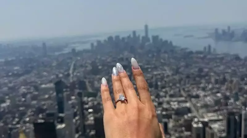 The Daring Proposal on the Empire State Building: A Nail Enthusiast's Perspective