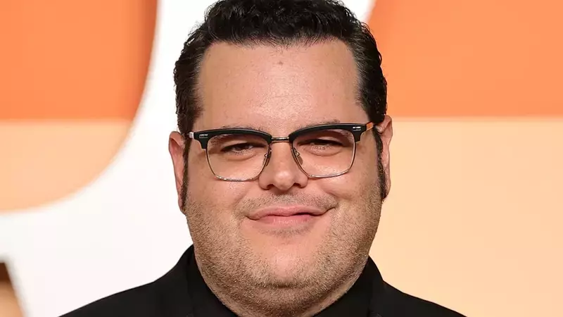 Josh Gad Joins All-Star Cast of 'Ocean's' Prequel