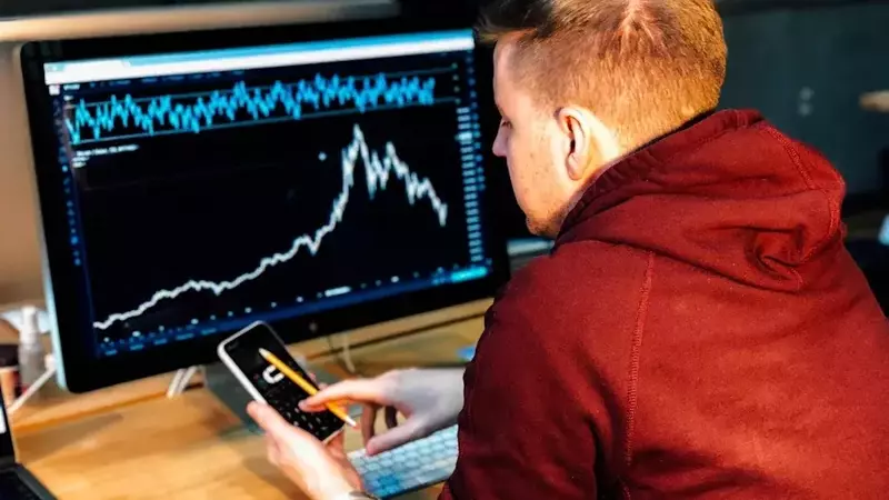 Market Caution: Jim Cramer's Warning on Cerebras Systems' Volatile Debut