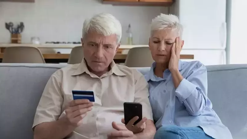 Navigating Retirement Without Savings: A Family's Financial Predicament