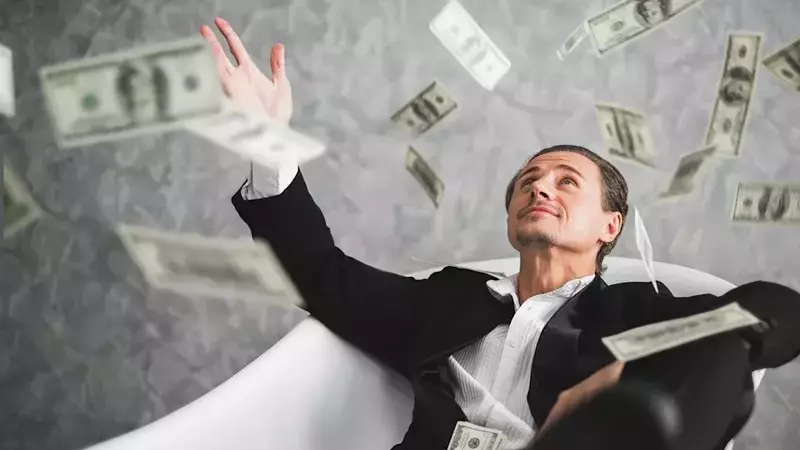 Maximizing Returns: A Guide to Dividend ETFs for Long-Term Investors