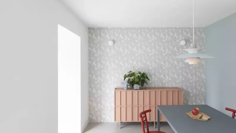 Dimora Alpina: L'Armonia Hygge e il Design Nordico in Alta Quota