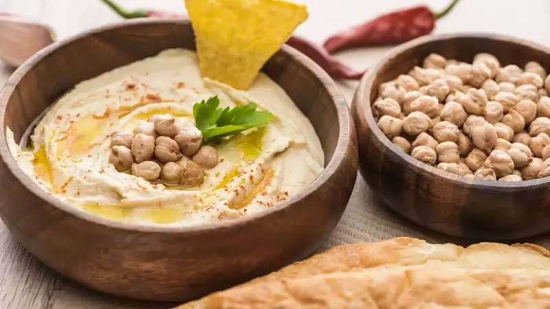 Avvisi di Richiamo: Hummus, Carciofi Sott&rsquo;olio e Formaggi Erborinati Ritratti dal Mercato